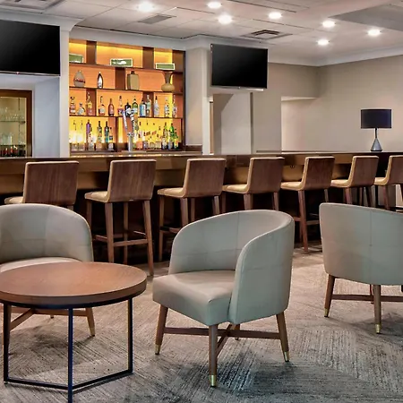 Sheraton Suites Market Center Dallas-2
